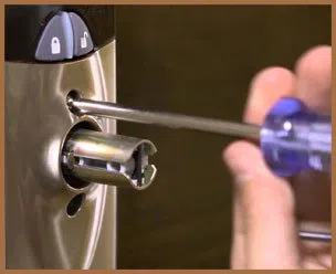 City Locksmith Shop Dallas, TX 214-530-0533 - 14-new-lock-installation